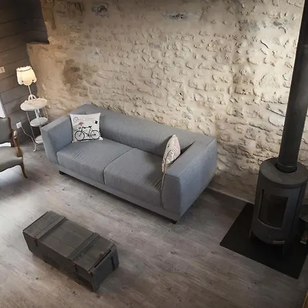 Manoir De La Blonnerie Bed & Breakfast 3*